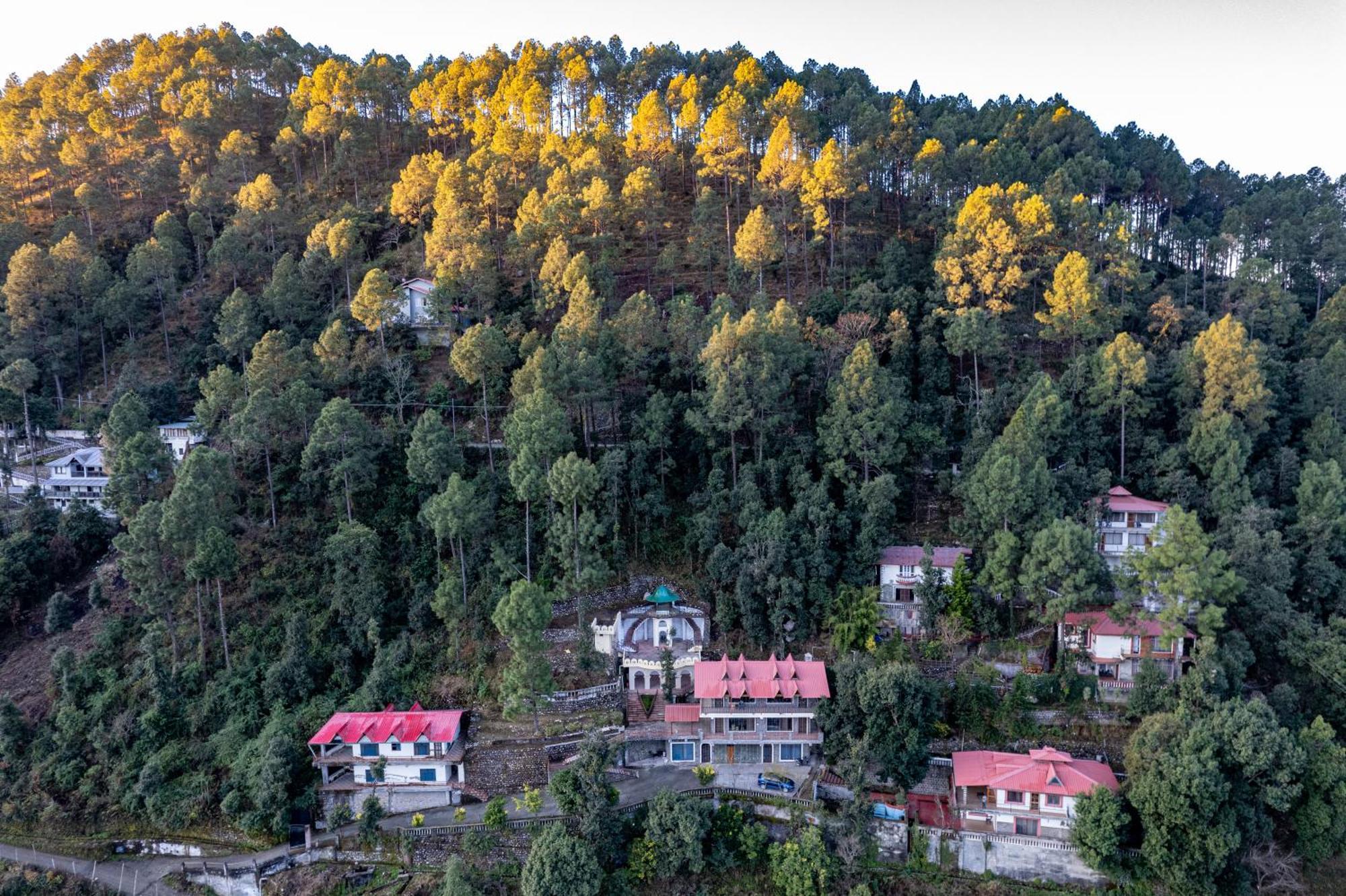 The Canadian Woods Resort Nainital Zewnętrze zdjęcie